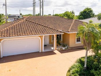 419 SW 136th Pl
