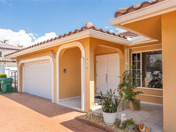 419 SW 136th Pl, Miami FL 33184