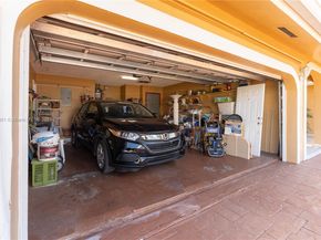 419 SW 136th Pl, Miami FL 33184