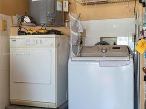 419 SW 136th Pl, Miami FL 33184