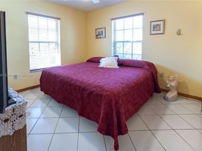 419 SW 136th Pl, Miami FL 33184