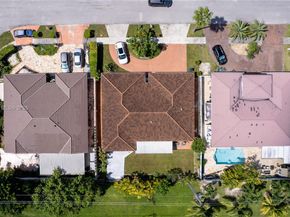 419 SW 136th Pl, Miami FL 33184