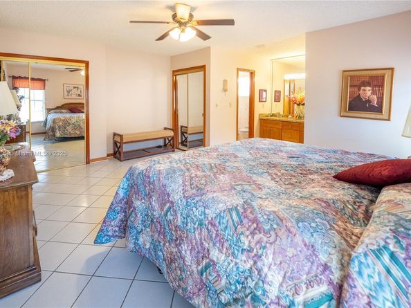 419 SW 136th Pl, Miami FL 33184