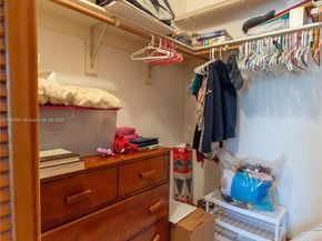 419 SW 136th Pl, Miami FL 33184