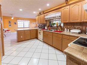 419 SW 136th Pl, Miami FL 33184
