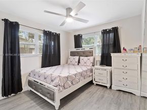 724 SW 4th Ct, Hallandale Beach FL 33009