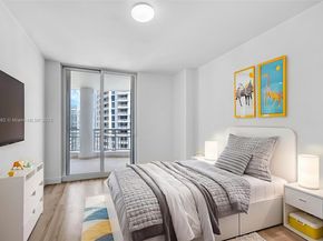 808 Brickell Key Dr 3205, Miami FL 33131