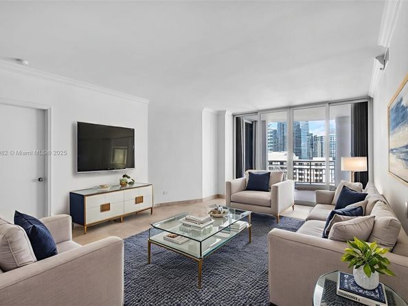 808 Brickell Key Dr 3205, Miami FL 33131