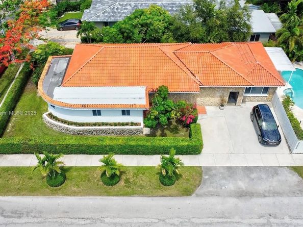 2298 SW 16th Ave, Miami FL 33145
