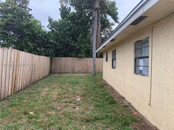1624 NE 48th Ct, Pompano Beach FL 33064