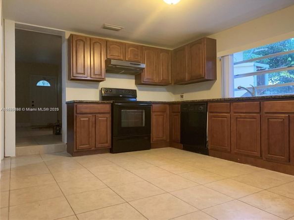 1624 NE 48th Ct, Pompano Beach FL 33064