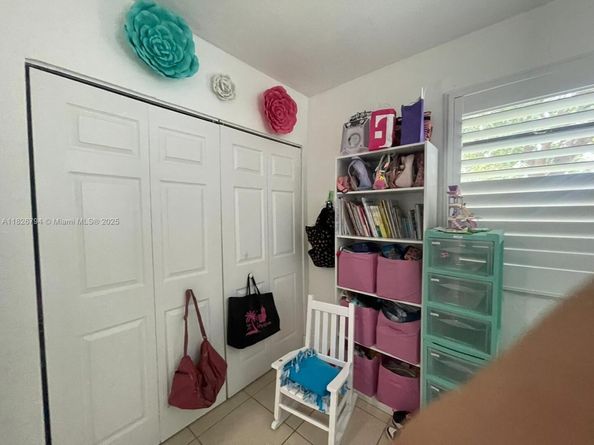 1624 NE 48th Ct, Pompano Beach FL 33064