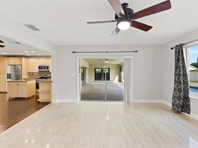 6150 SW 7th St, Plantation FL 33317