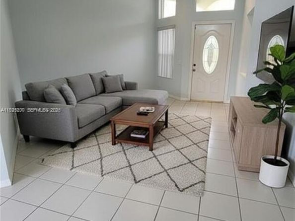 824 Stanton Dr, Weston FL 33326