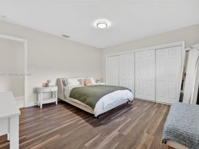 8005 SW 106th St, Miami FL 33156