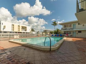 1275 Marseille Dr 35, Miami Beach FL 33141