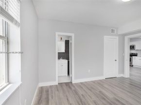 1275 Marseille Dr 35, Miami Beach FL 33141