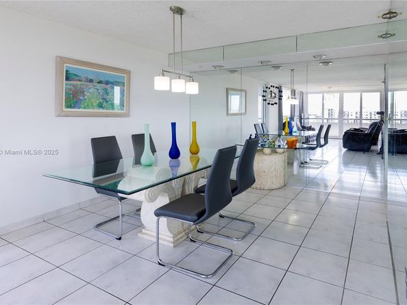 3200 Collins Ave 128, Miami Beach FL 33140