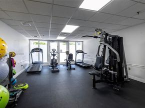 3200 Collins Ave 128, Miami Beach FL 33140
