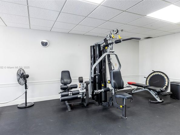3200 Collins Ave 128, Miami Beach FL 33140