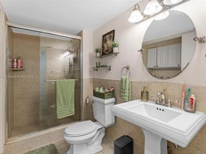 3210 SE 10th St 4D, Pompano Beach FL 33062