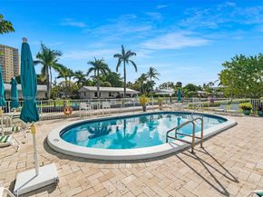 3210 SE 10th St 4D, Pompano Beach FL 33062