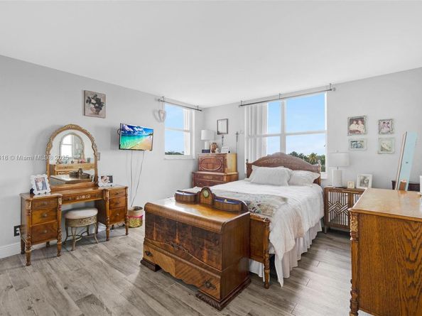 3210 SE 10th St 4D, Pompano Beach FL 33062