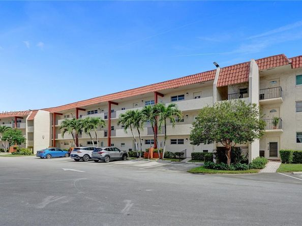 681 S Hollybrook Dr 203, Pembroke Pines FL 33025