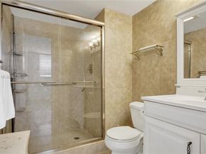 681 S Hollybrook Dr 203, Pembroke Pines FL 33025