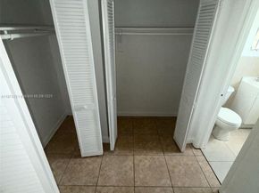 13700 NE 6th Ave 213, North Miami FL 33161
