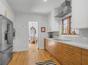 3233 Crystal Ct, Miami FL 33133