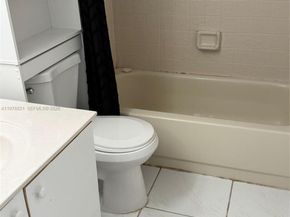 1001 Twin lakes Dr. 29D, Coral Springs FL 33071