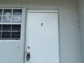 Undisclosed Address #A12017112, Fort Lauderdale FL 33311