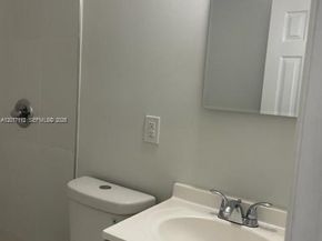 Undisclosed Address #A12017112, Fort Lauderdale FL 33311