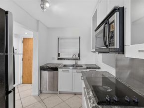 1250 Lincoln Rd 404, Miami Beach FL 33139