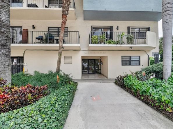 1250 Lincoln Rd 404, Miami Beach FL 33139