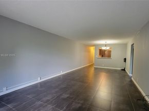 2003 Granada Dr E4, Coconut Creek FL 33066