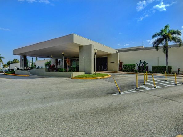 2003 Granada Dr E4, Coconut Creek FL 33066