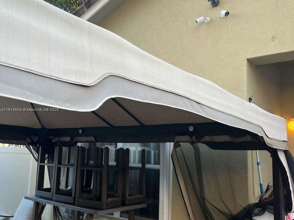 3983 NE 12th Dr, Homestead FL 33033