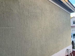 3983 NE 12th Dr, Homestead FL 33033