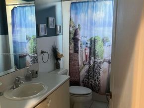 3983 NE 12th Dr, Homestead FL 33033