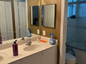 3983 NE 12th Dr, Homestead FL 33033