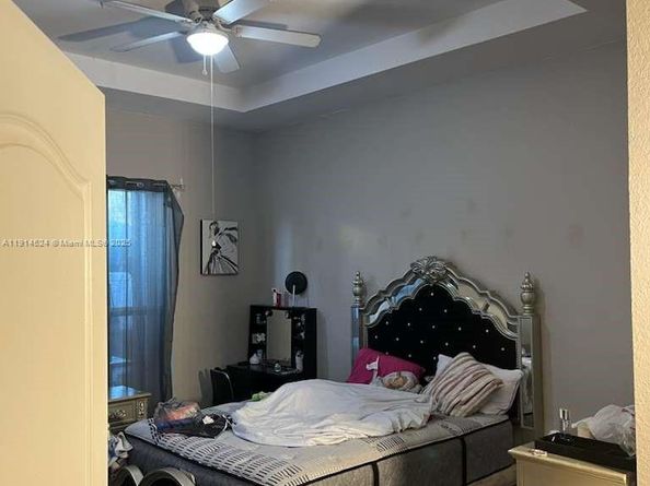 3983 NE 12th Dr, Homestead FL 33033