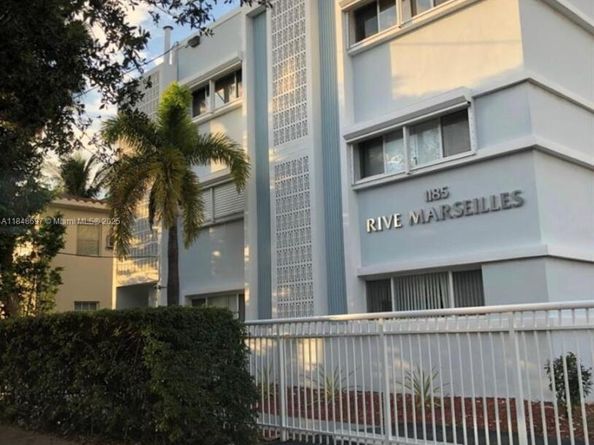 Undisclosed Address #A11848697, Miami Beach FL 33141