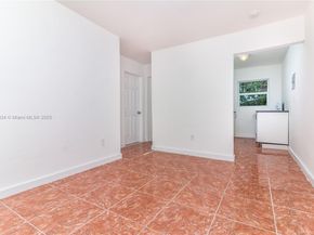 1245 NW 60th St, Miami FL 33142