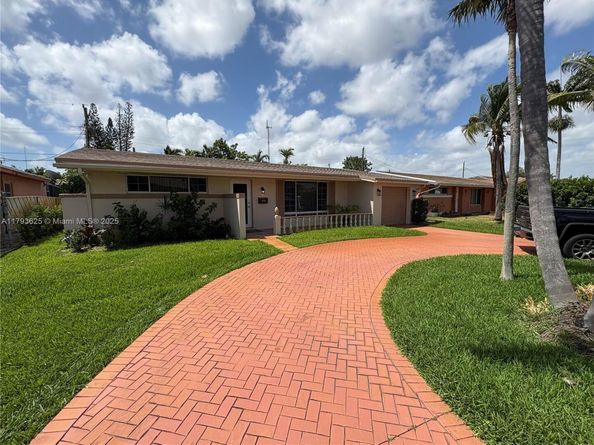 6612 Dahlia Dr, Miramar FL 33023