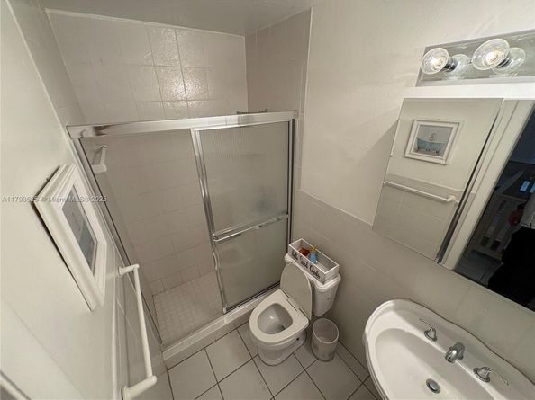 6612 Dahlia Dr, Miramar FL 33023