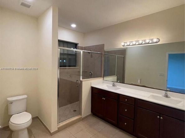 3757 SE 2nd St 3757, Homestead FL 33033