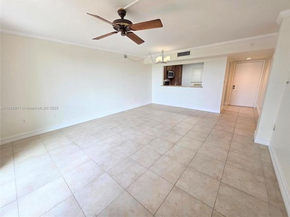 8075 SW 107th Ave 320, Miami FL 33173