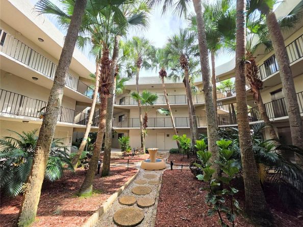 8075 SW 107th Ave 320, Miami FL 33173